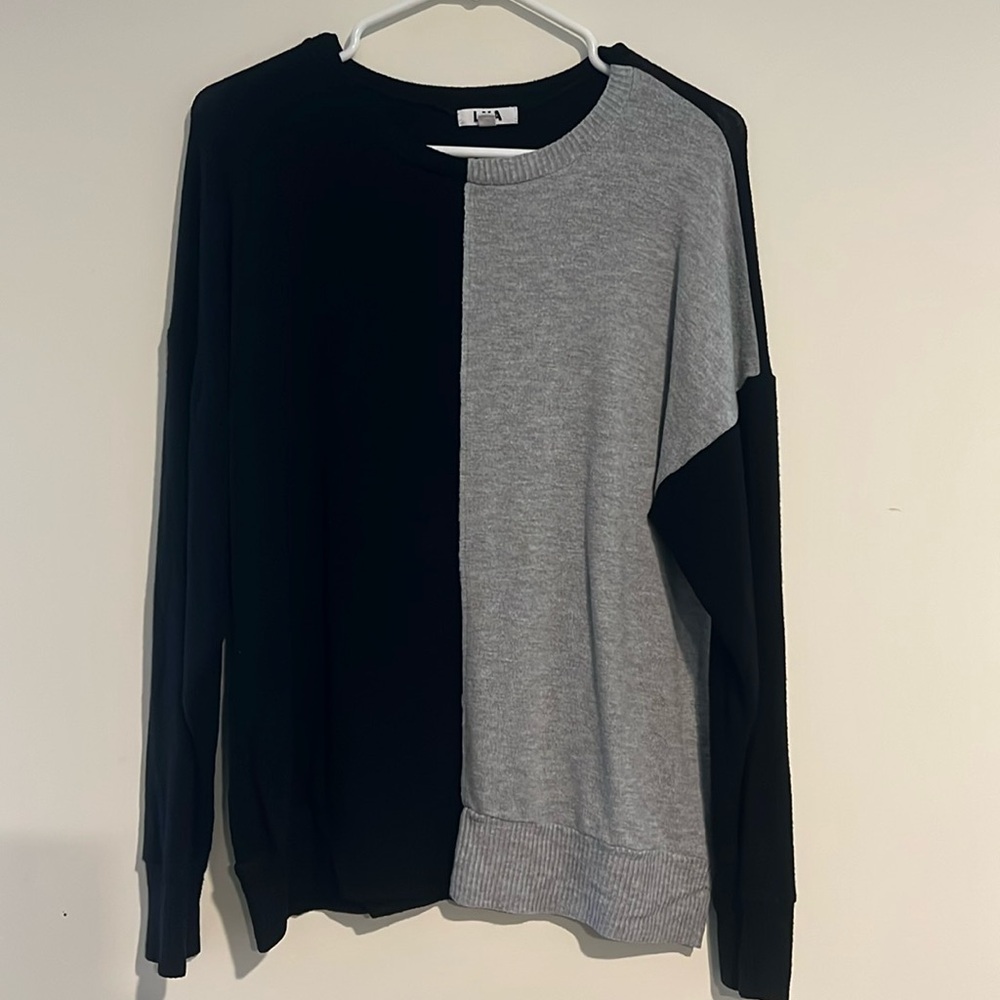 LNA Two-Tone Black and Gray Colorblock Crewneck Sweater